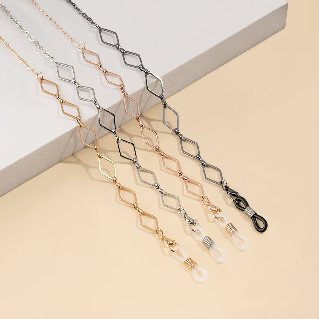 Fashion-Forward Eyewear Chain Stornfield