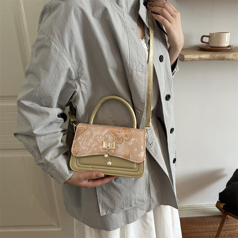 Elegant Floral Print Handheld Purse