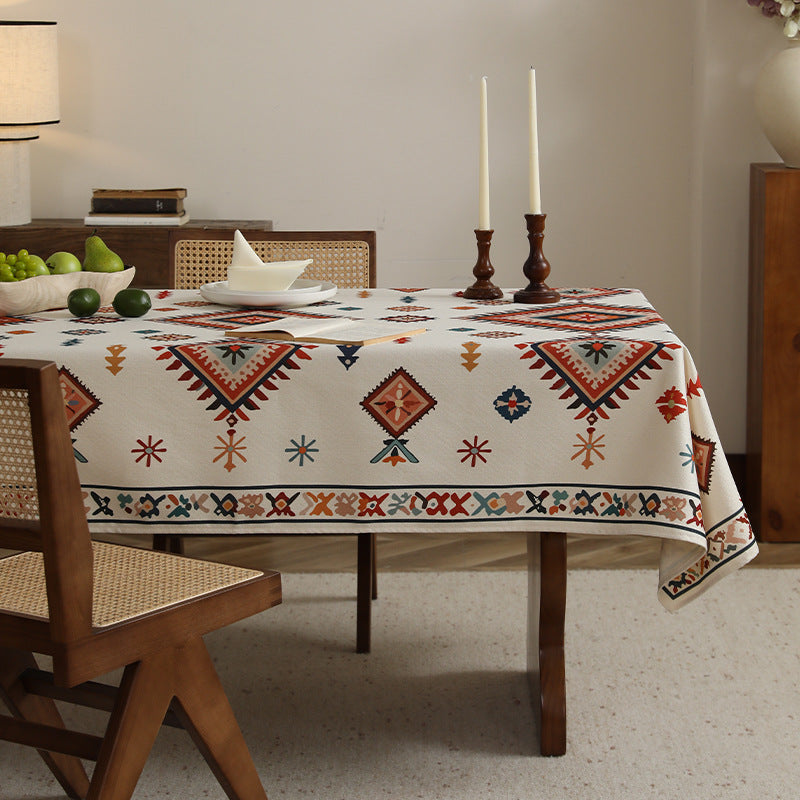 Printed rectangular tablecloth made of cotton blend with paisley border Stornfield