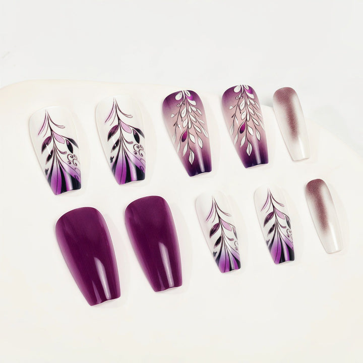 Artificial nails with elegant floral design Stornfield