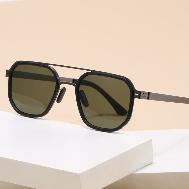 Ladies fashionable sunglasses in modern stylish design Stornfield