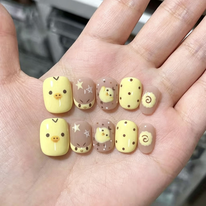 Artistic Cat-Themed Press-On Nail Art Set Stornfield