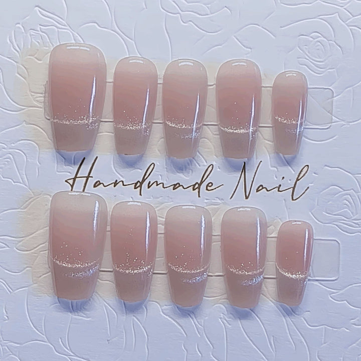 Handmade Press-On Nail Collection Stornfield