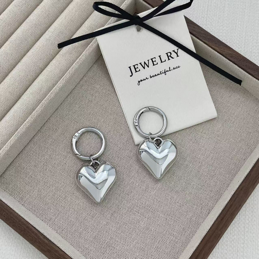 Heart-Shaped Silver Keychain Stornfield
