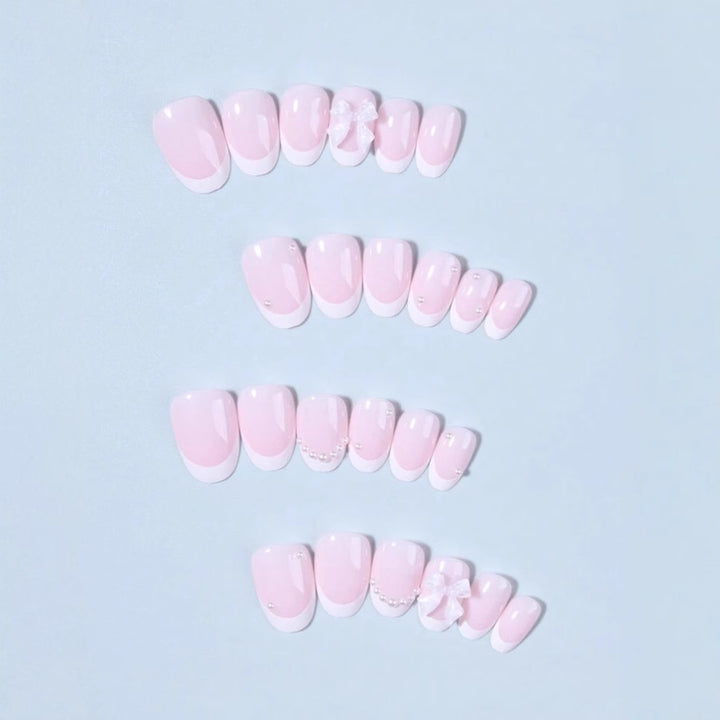 Artificial nail set with exquisite 3D flowers and elegant pearl embellishments Stornfield