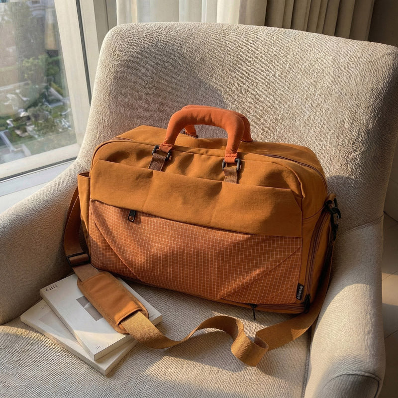 Functional travel bag with organizer compartments Stornfield