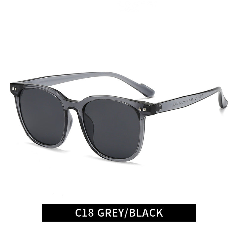 Women timeless sunglasses in modern rectangular design Stornfield