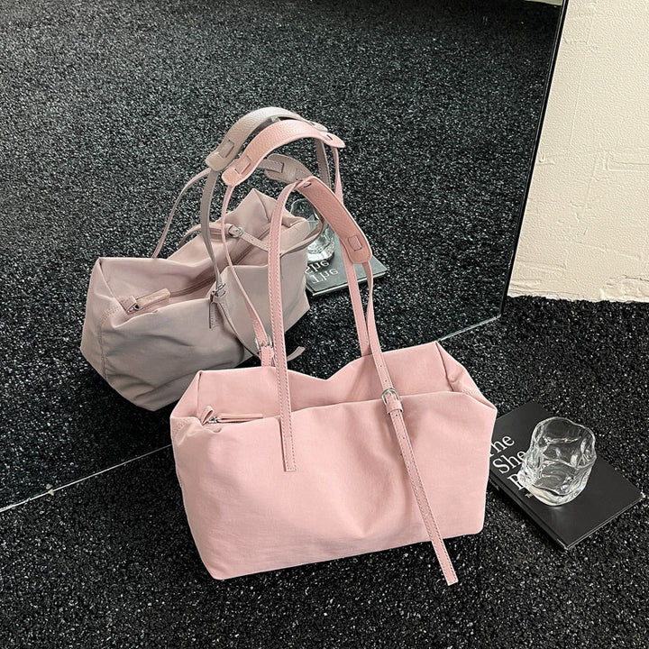 Minimalist Travel Duffel Bag Stornfield