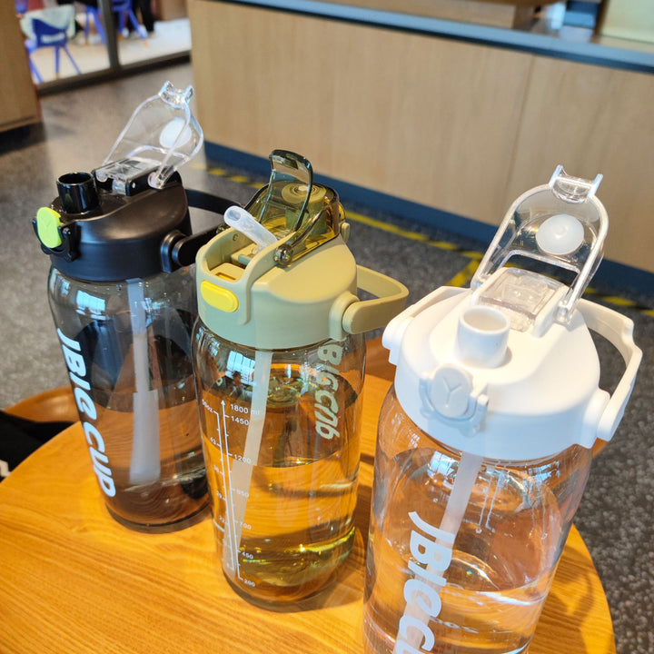 Women's large water bottle with leak-proof lid and straw Stornfield