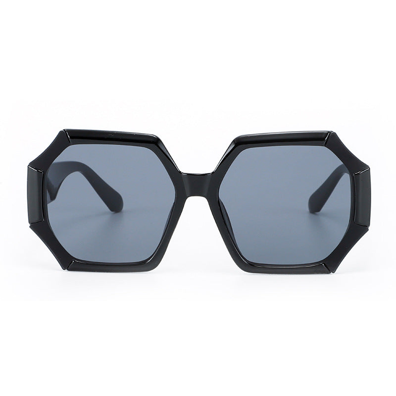 Ladies fashionable sunglasses with faceted frame Stornfield