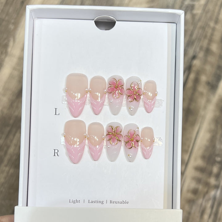 Artisan Floral-Themed Press-On Nails Set Stornfield
