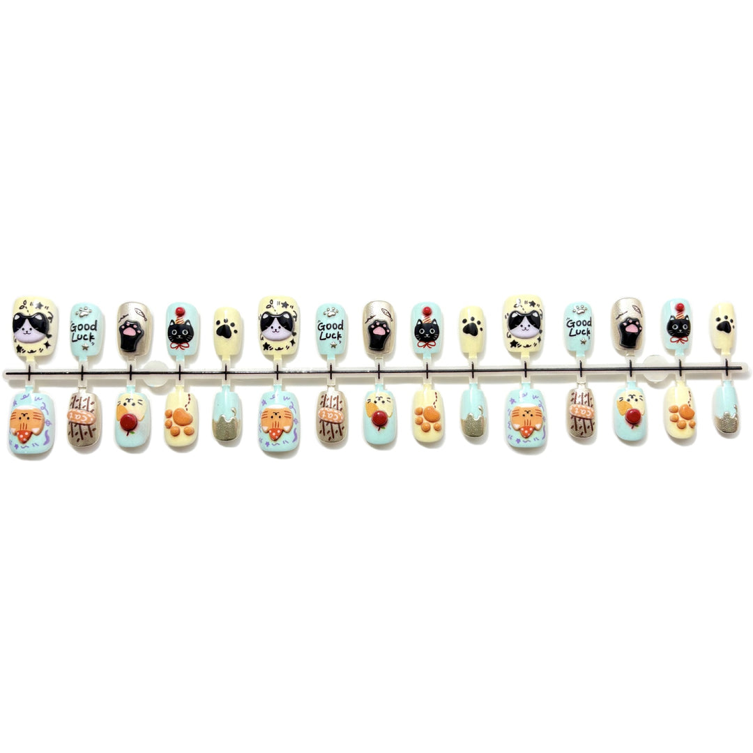 Artistic Press-On Nail Art Set with Cute Animal Designs