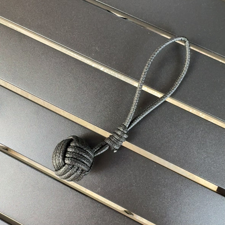 Multifunctional Knot Keychain Accessory Stornfield