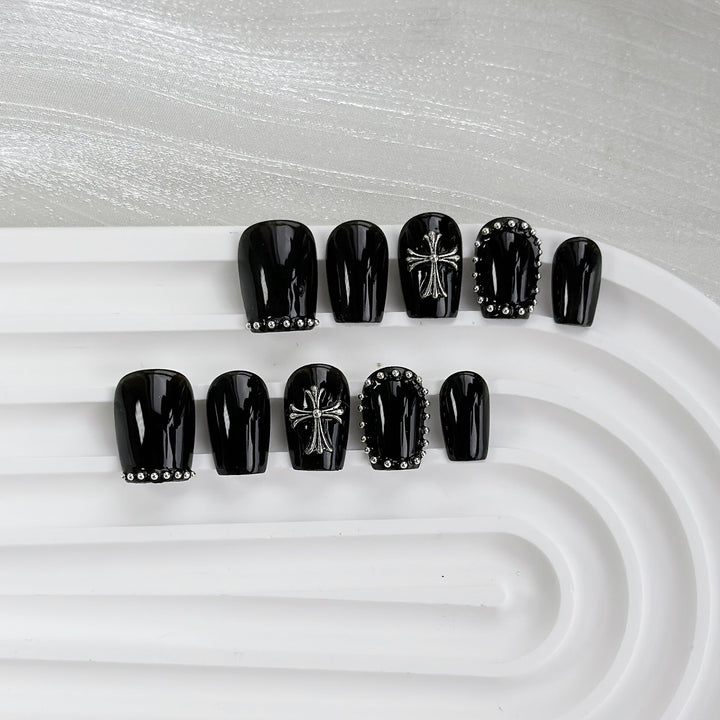 Decorative Press-On Nail Set with Silver Accents