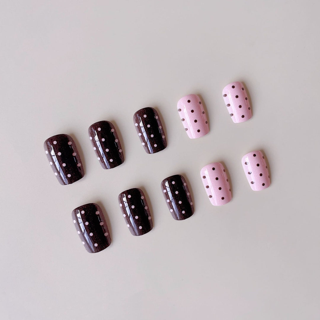 Artificial nail set with playful motifs and high-quality decorations Stornfield
