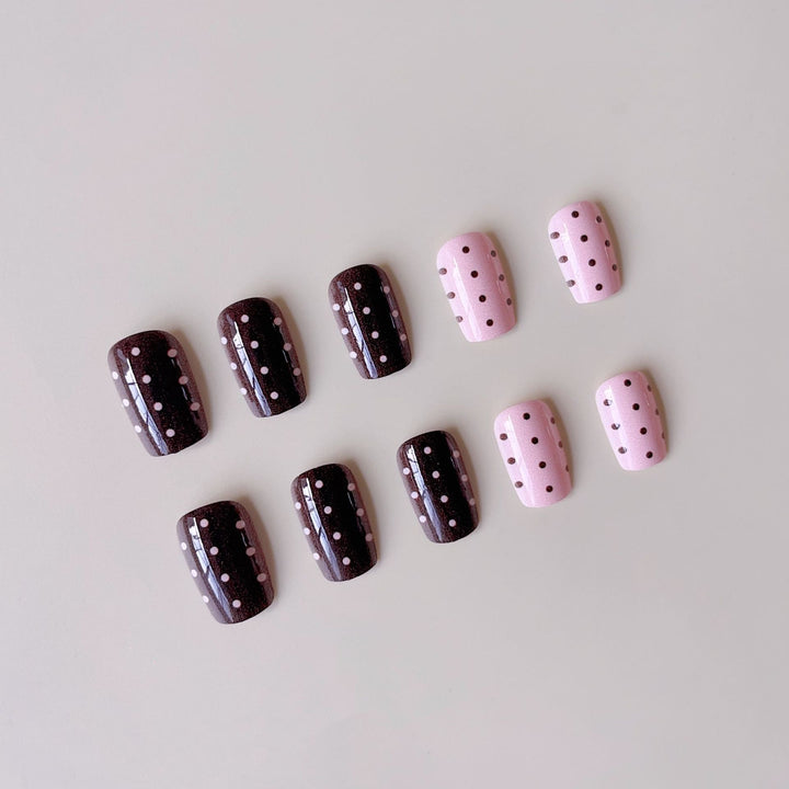 Artificial nail set with playful motifs and high-quality decorations Stornfield