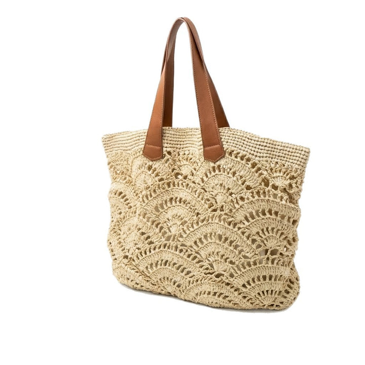Hand-knotted beach bag with elegant wave design Stornfield