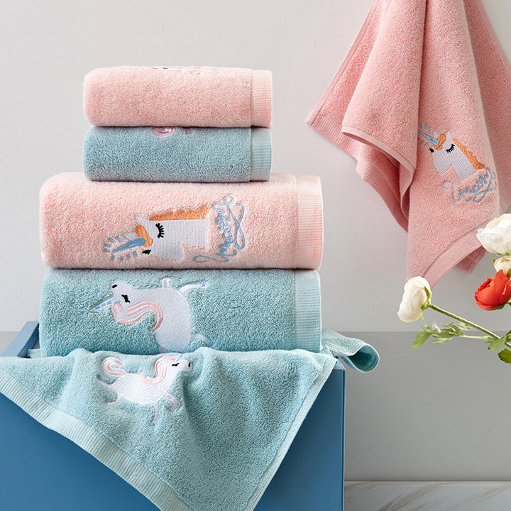Embroidered Cotton Bath Towel with Unicorn Motif