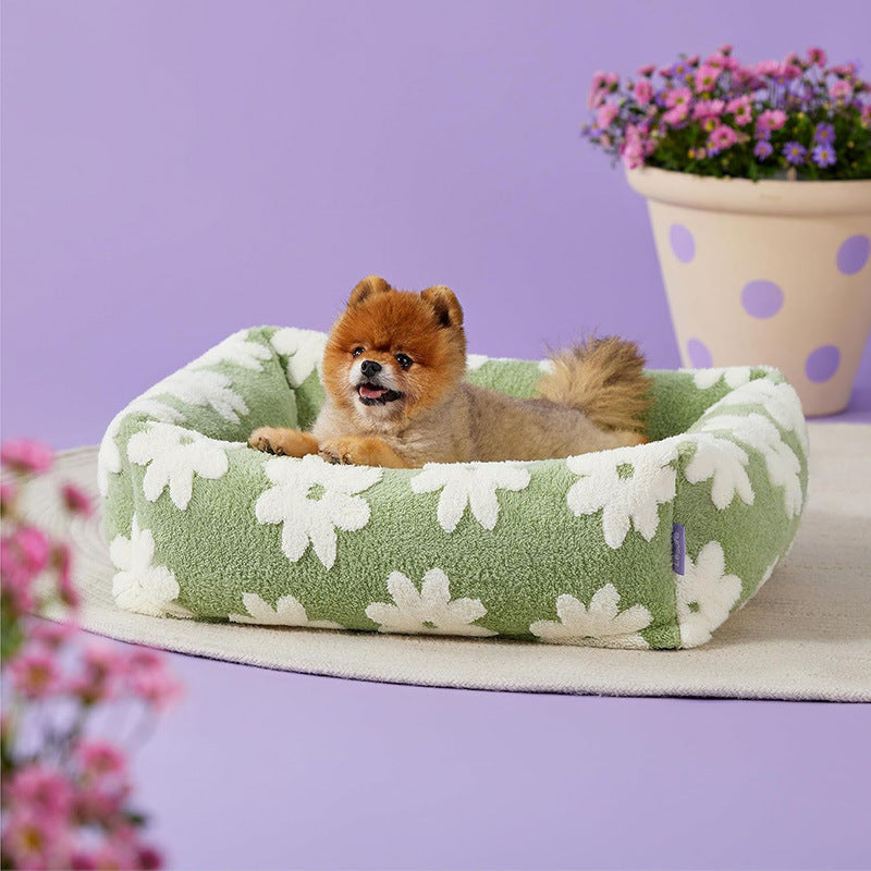 Cozy Floral Pet Bed Stornfield