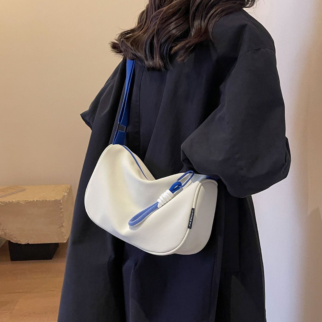 Fashionable shoulder bag with adjustable carrying strap Stornfield
