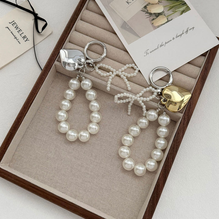 Elegant Pearl Charm Keychain Stornfield