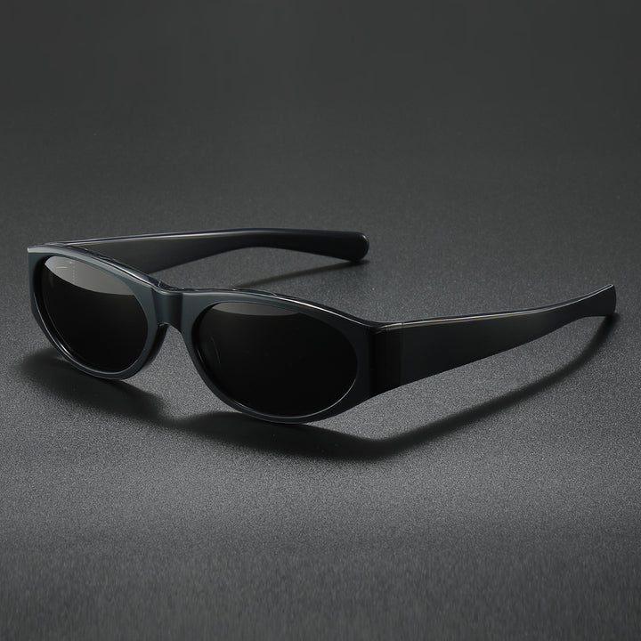 Ladies elegant fashionable sunglasses with lightweight frame Stornfield