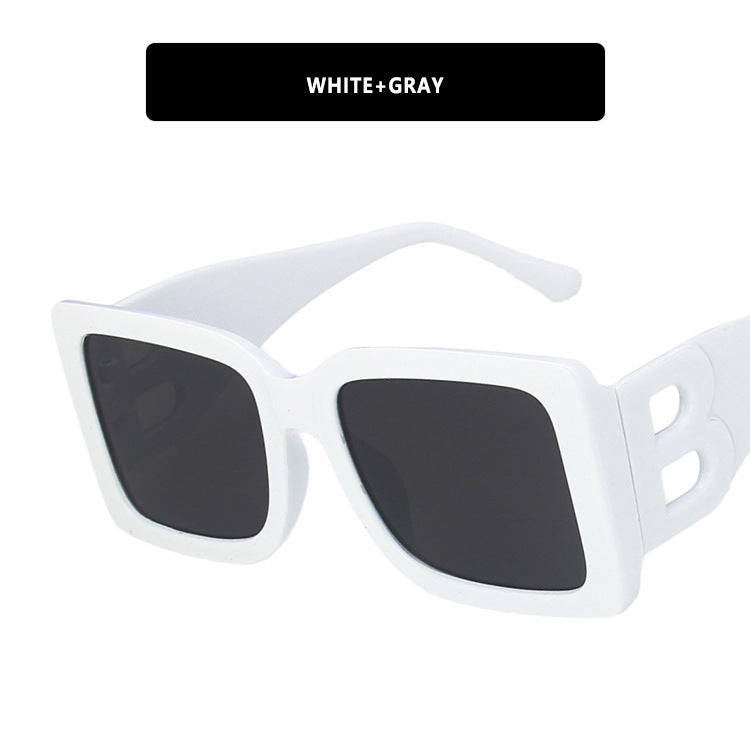 Ladies fashionable sunglasses in trendy leopard design Stornfield