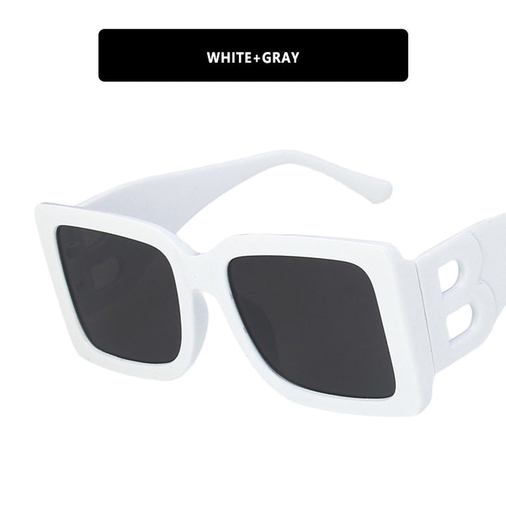 Ladies fashionable sunglasses in trendy leopard design Stornfield