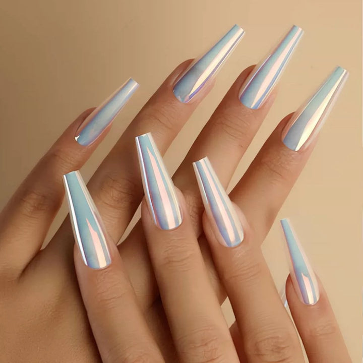 Artificial nail tips with holographic design Stornfield