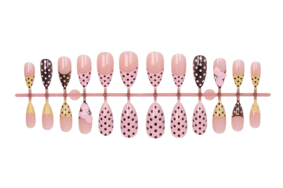 Artifical nails set Stornfield