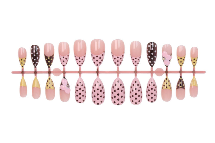 Artifical nails set Stornfield