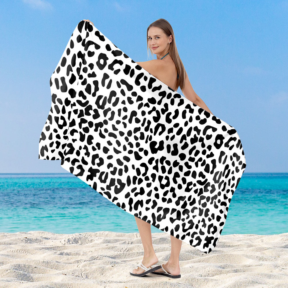Beach towel with modern, wide stripe pattern Stornfield