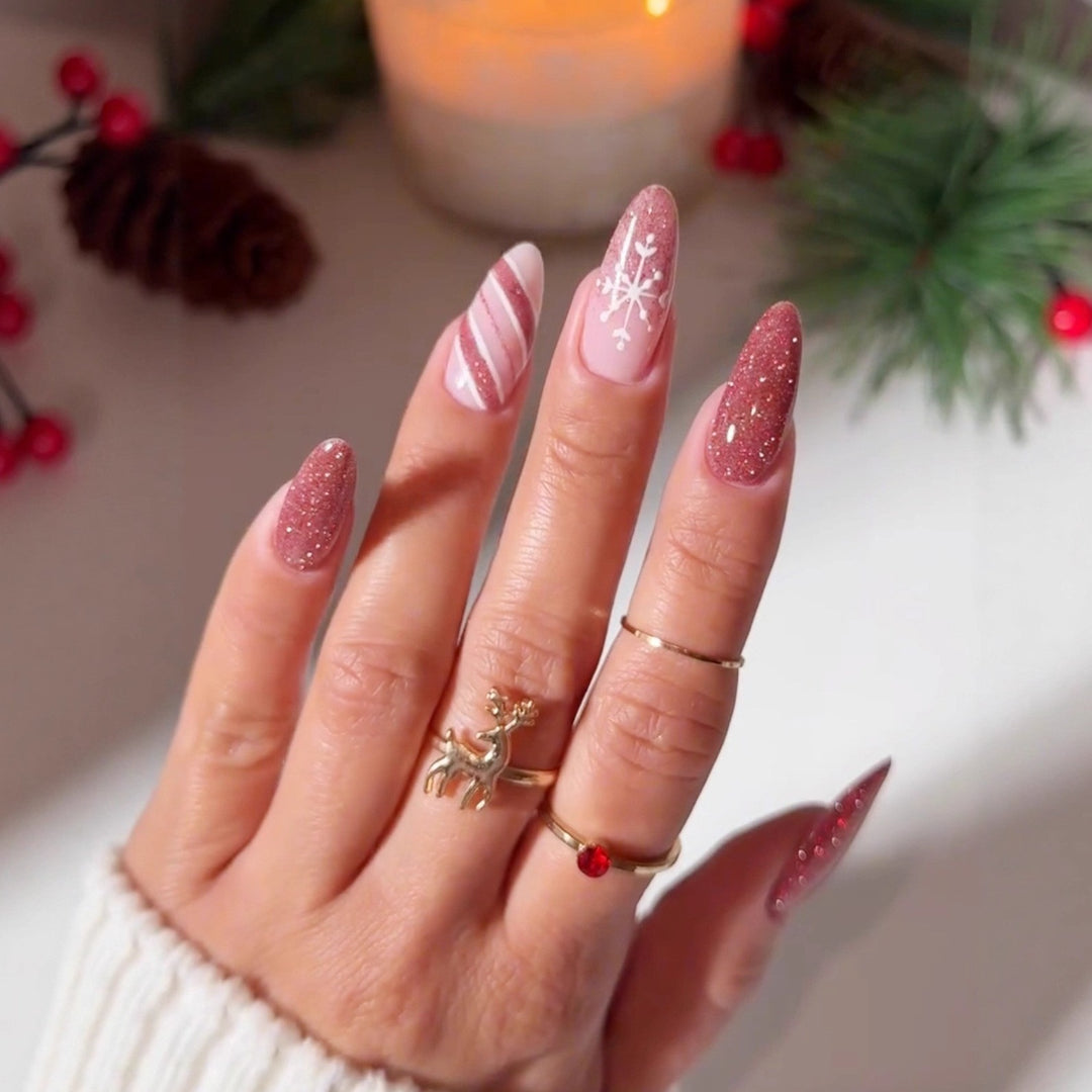 Acrylic nail set with sparkling Christmas design Stornfield
