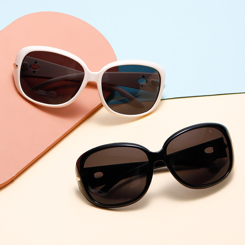 Women Elegant Oversized Sunglasses with Fashionable Pattern Stornfield