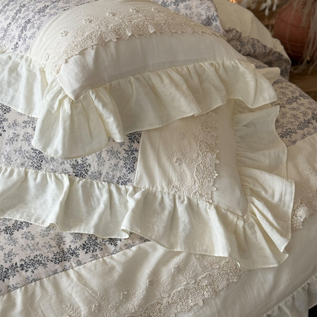Cottage Lace-Panel Floral Quilt-Style Duvet Cover Set with Frilled Hem