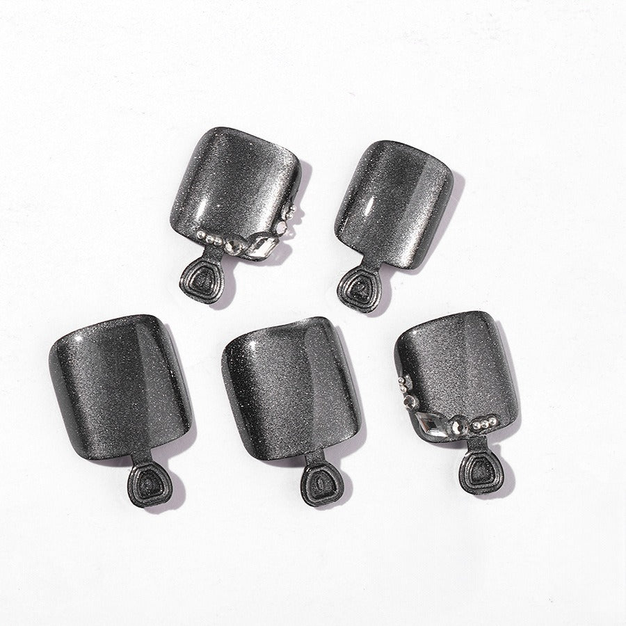 Artificial nail set with glossy surface and care accessories Stornfield