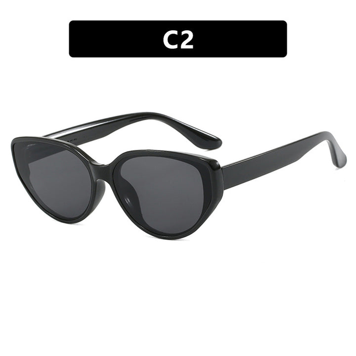 Ladies Cat-Eye Sunglasses with fashionable tortoiseshell pattern and UV protection Stornfield
