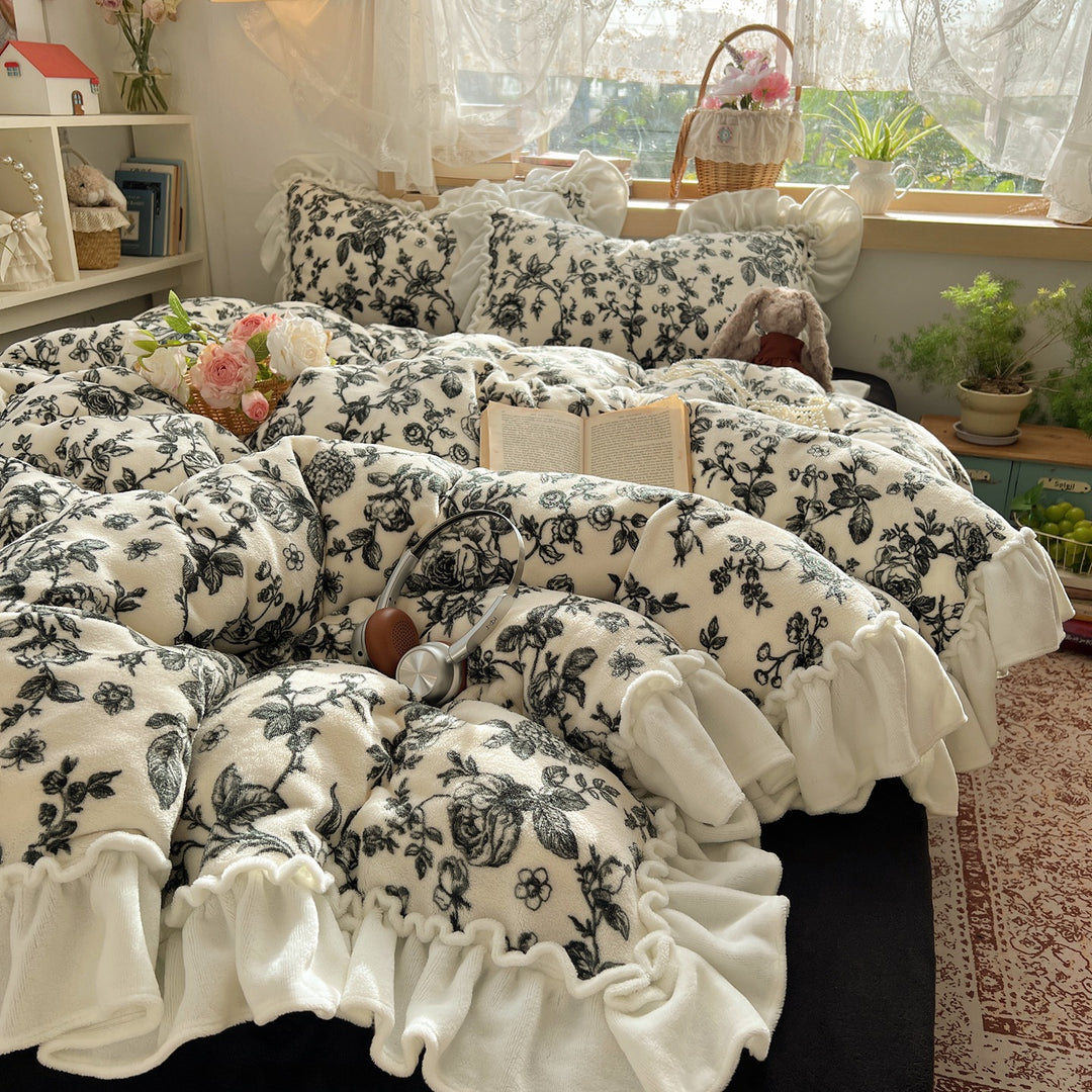 Floral Print Quilted Comforter Set