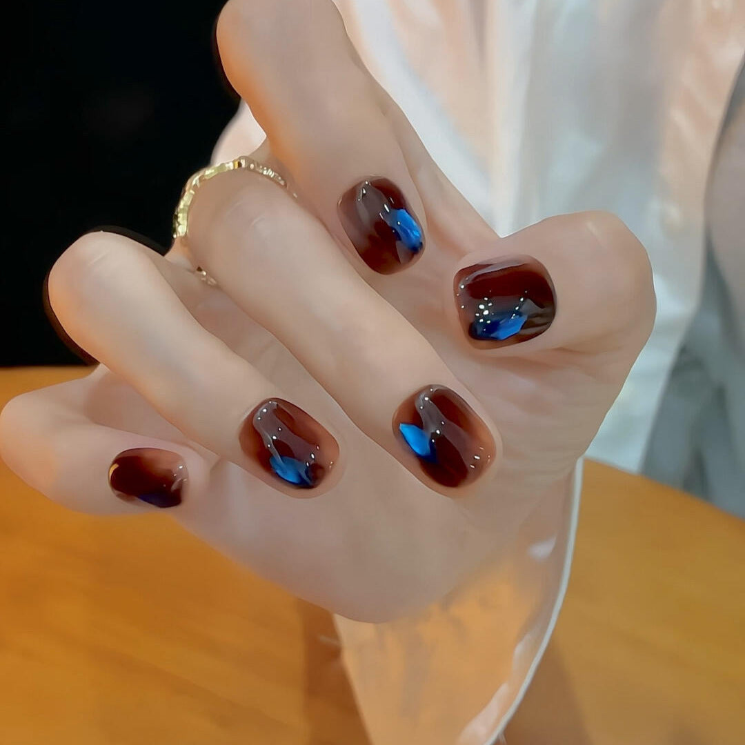 Artificial Nails in Modern Gradient Colors Stornfield
