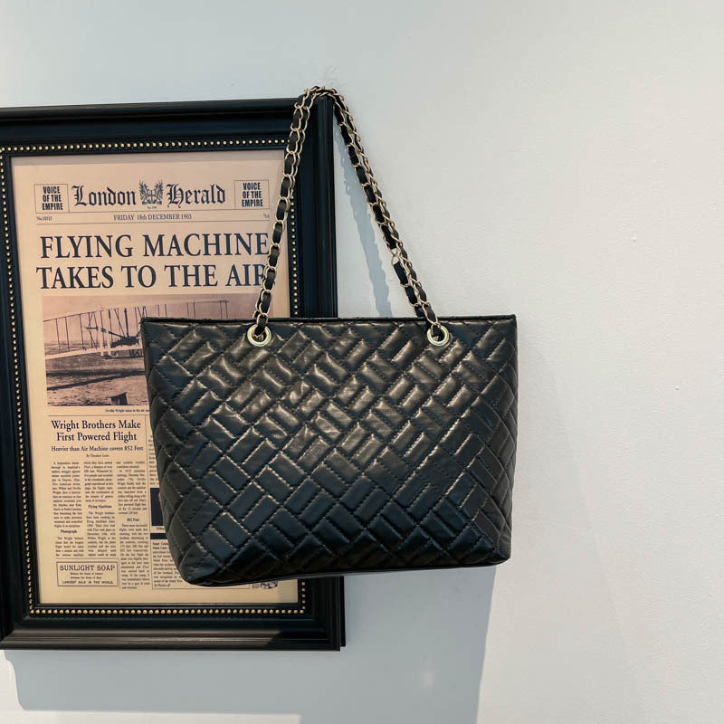 WoQuilted Tote Bag with Chain Handles Stornfield