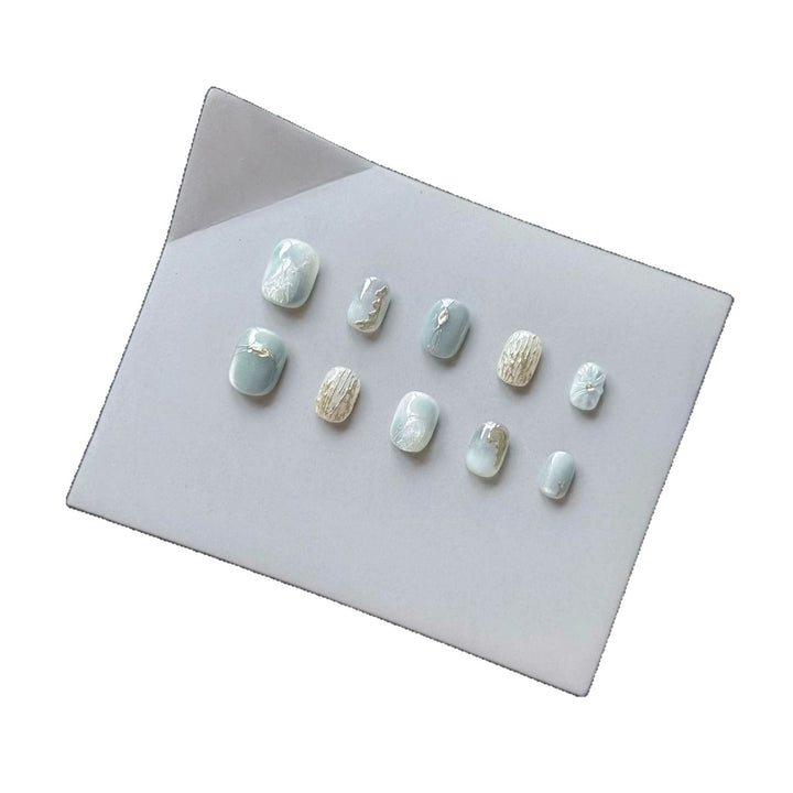 Artistic Press-On Nail Art Set with Elegant Marble Design