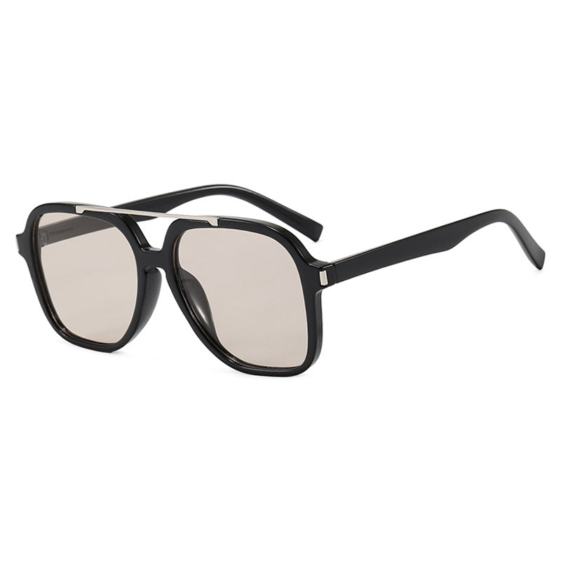 Women's square sunglasses with protective UV filter and elegant frame Stornfield