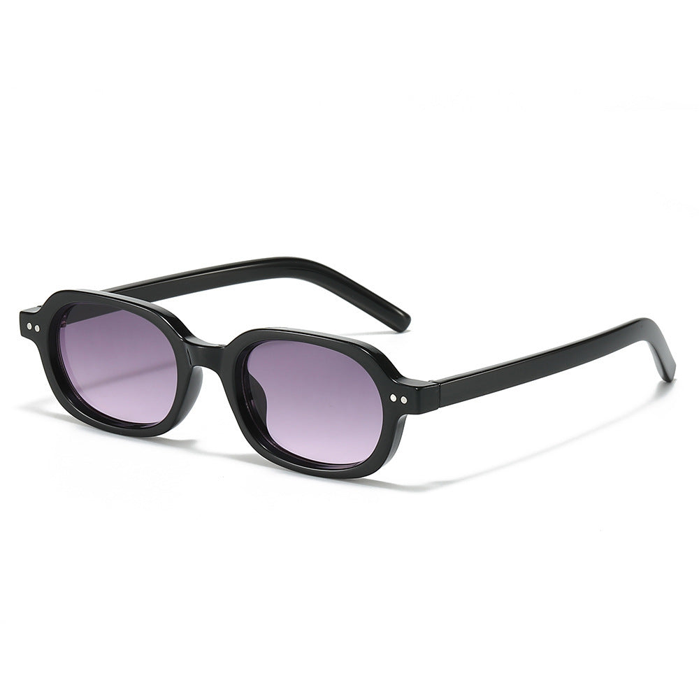 Stylish Vintage-Inspired Oval Sunglasses Stornfield