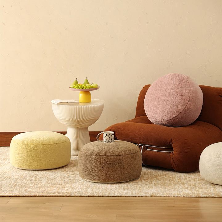 Round filled seat pouf made of cuddly teddy plush with a shape-stable core Stornfield