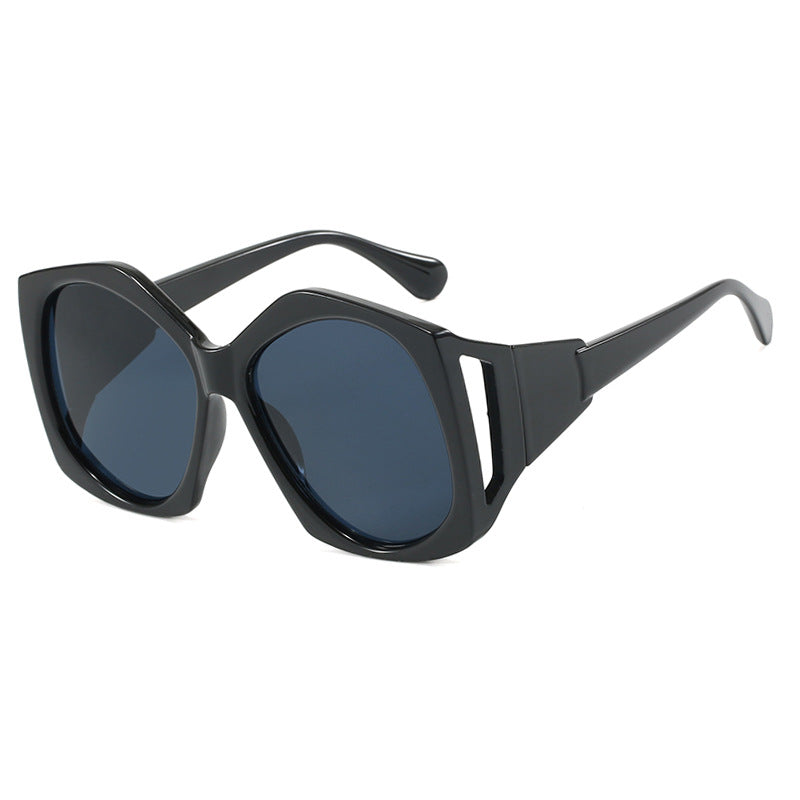 Women oversized sunglasses with futuristic design Stornfield