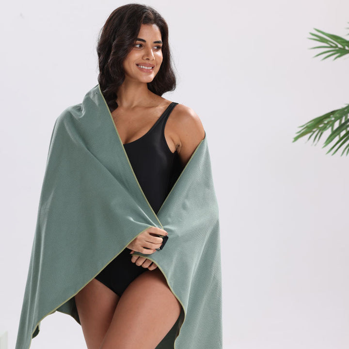 lightweight and quick-drying beach towel Stornfield