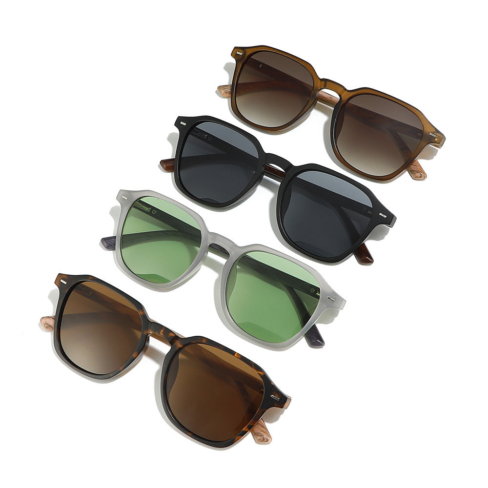 Stylish Retro-Inspired Sunglasses Stornfield