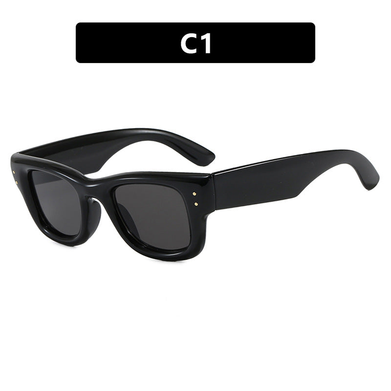 Women's fashionable sunglasses with wide, elegant frame and protective UV filter Stornfield