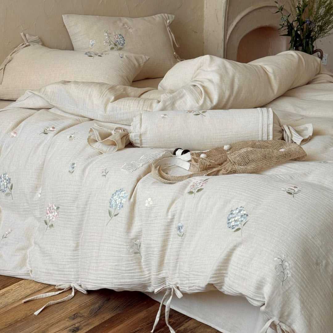 Embroidered Cotton-Linen Duvet Cover Set with Tied Corners & Bolster Pillow