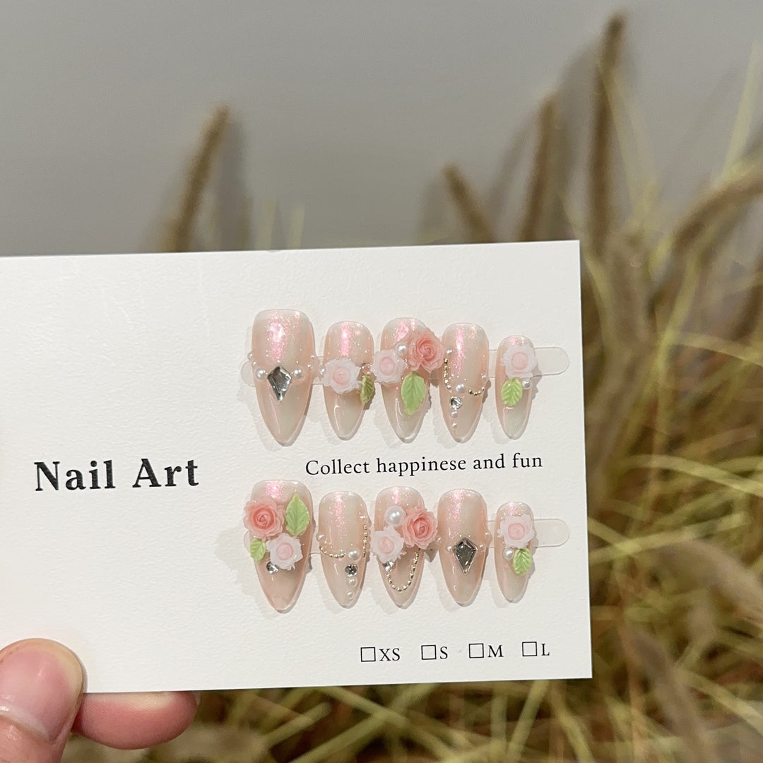 Floral Decorative Press-On Nail Art Set